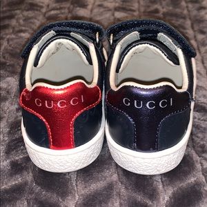 NEW Authentic Gucci blue leather sneaker. No BOX.
